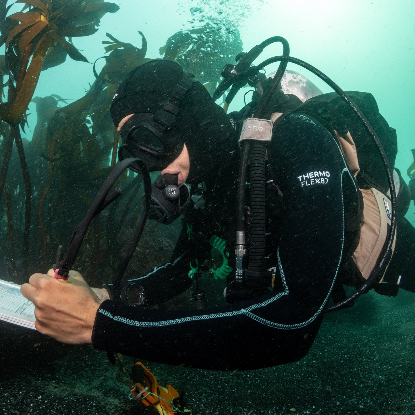 Mens Hydroflex Dive Hood W/ Bib 6/5mm