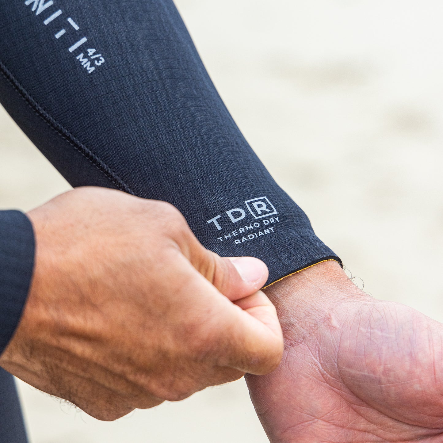 Men's Infiniti Back Zip Full Wetsuit 3/2mm