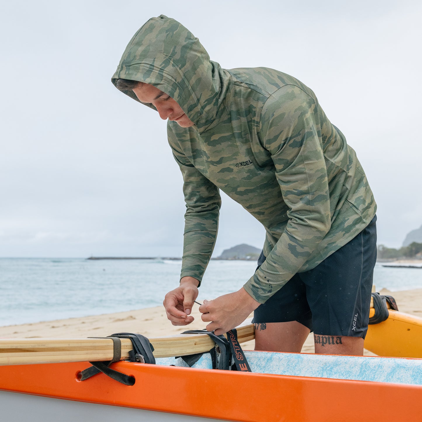 Men's ThreadX Hawaiian Hooded Camo Long Sleeve UV Top