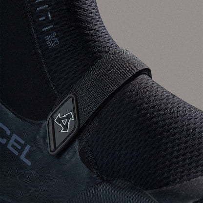 velcro strap design on infiniti boots